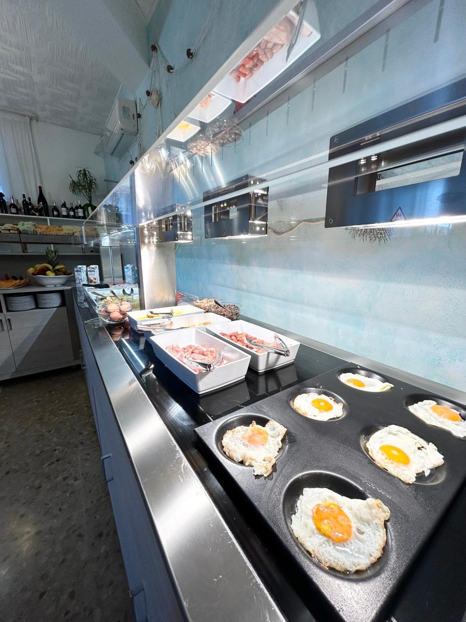 Hotel Marisa 카오를레 외부 사진